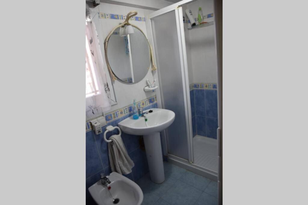 Apartamento en el Paseo Marítimo de Benidorm Exterior foto